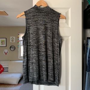 Gap mock neck dark gray size medium